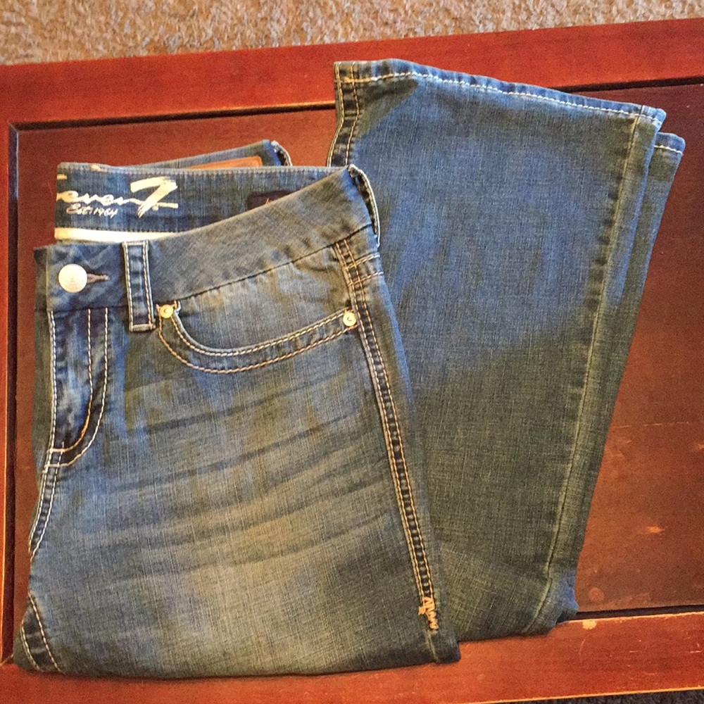 Boot cut jeans
